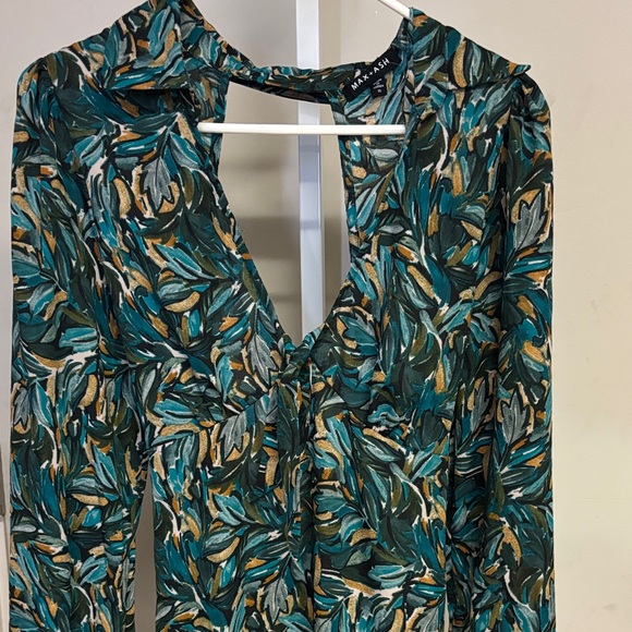 NWT Leaf Print V-Neck Dress - Picture 1 of 12